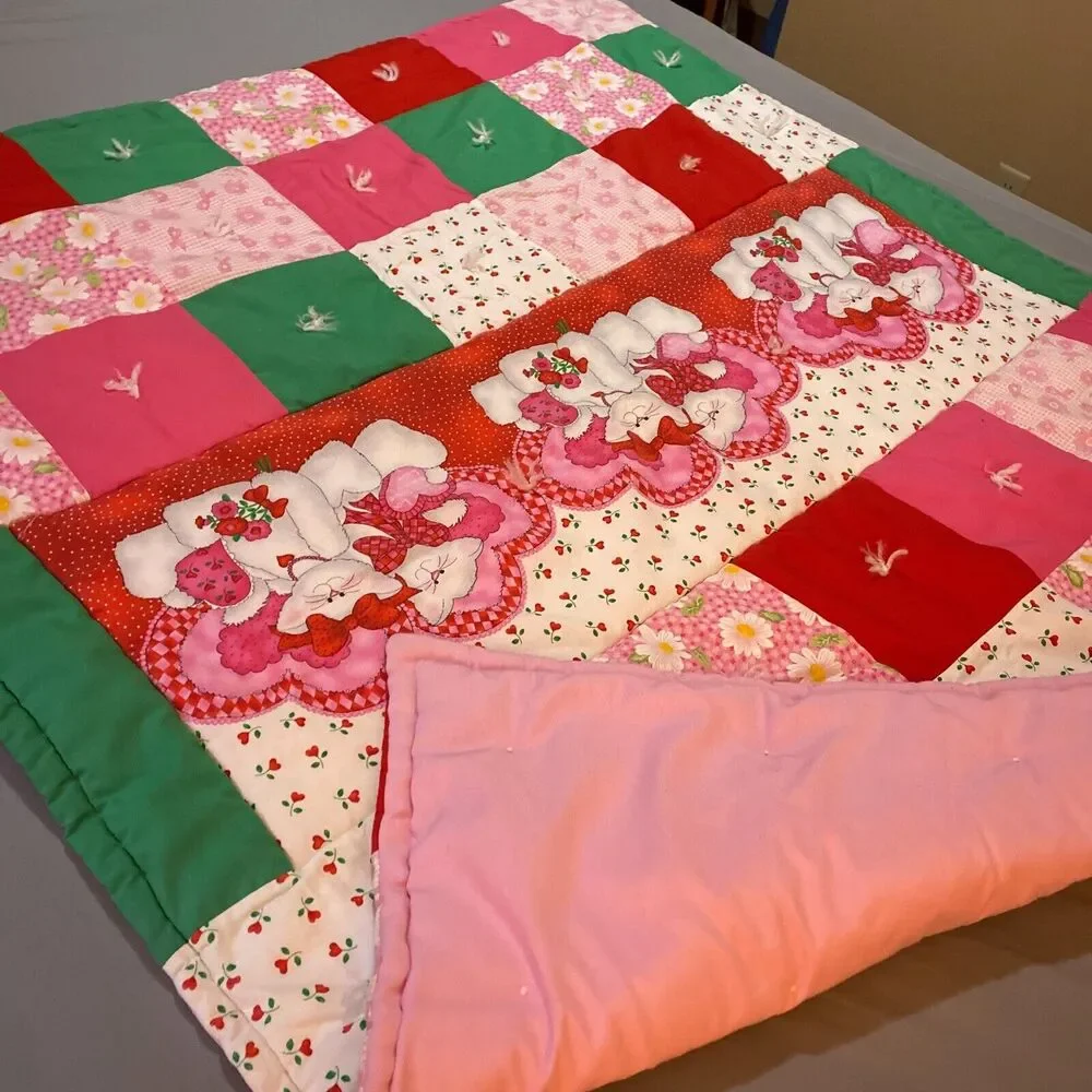 VTG Patchwork Lap Quilt Baby Crib Blanket Kittens Cats Heart Tie Grannycore Gift